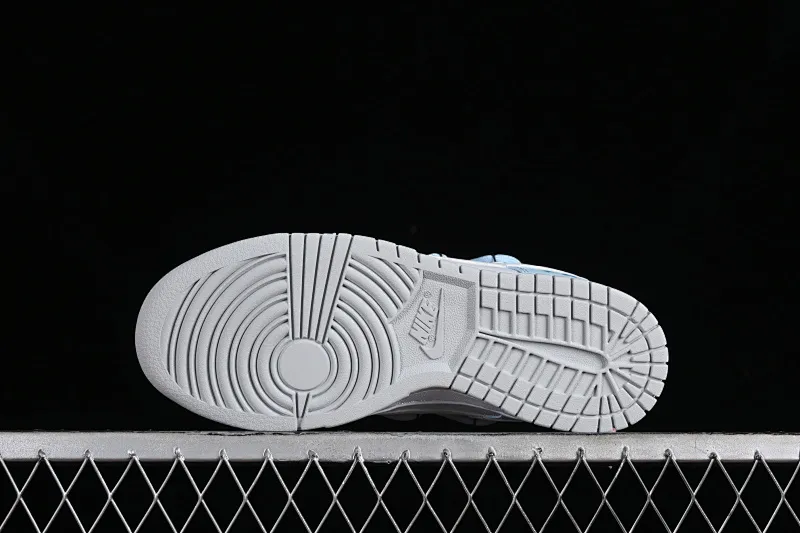 All categories Nk SB Dunk series Nk SB Dunk Low low-top sneakers Nk Dunk Low heart playing card graffiti American North Carolina blue SB strap low-top casual sneakers DV0831-101